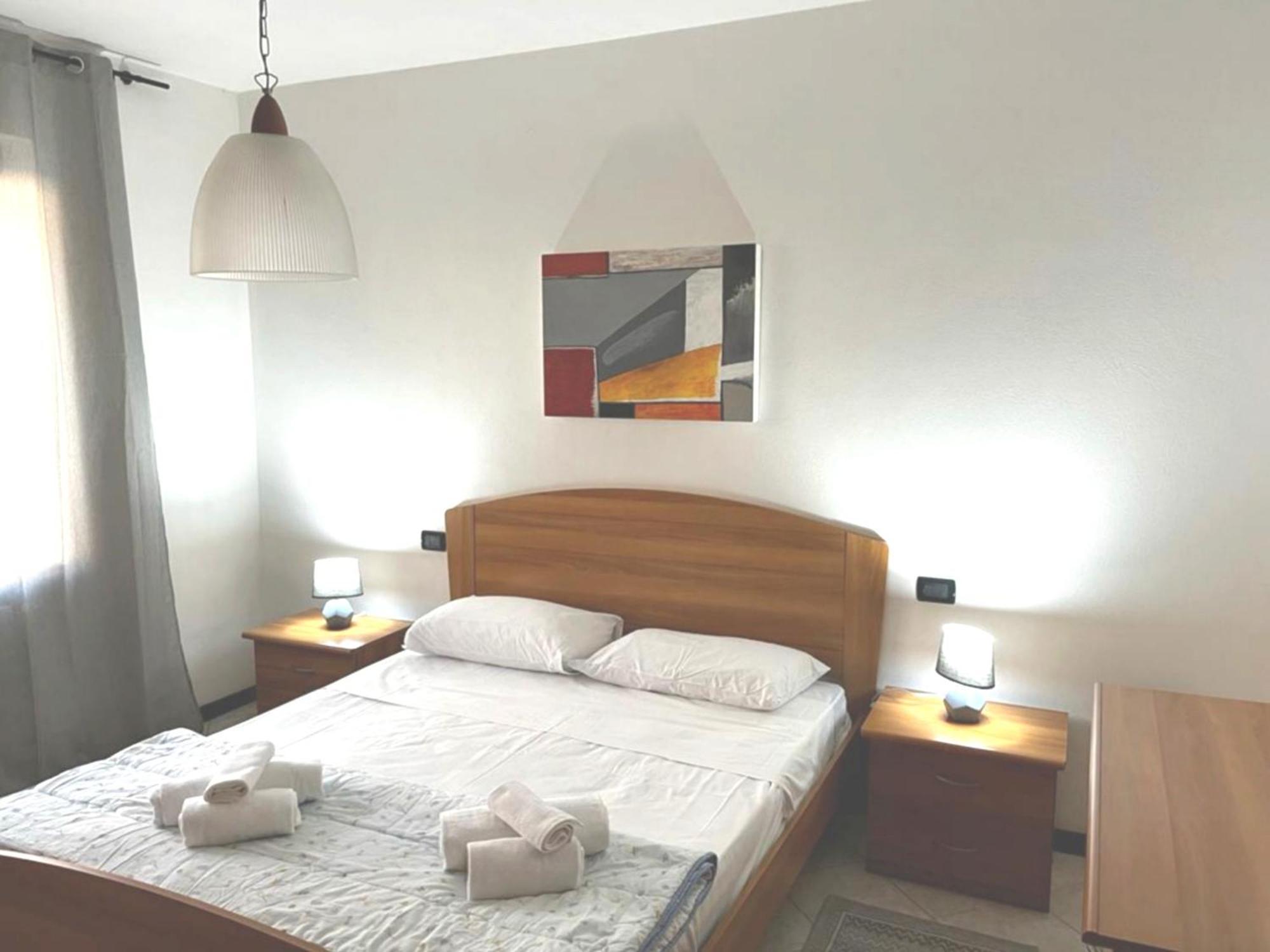 Desenzanoloft Yellow Apartment Desenzano del Garda Bagian luar foto